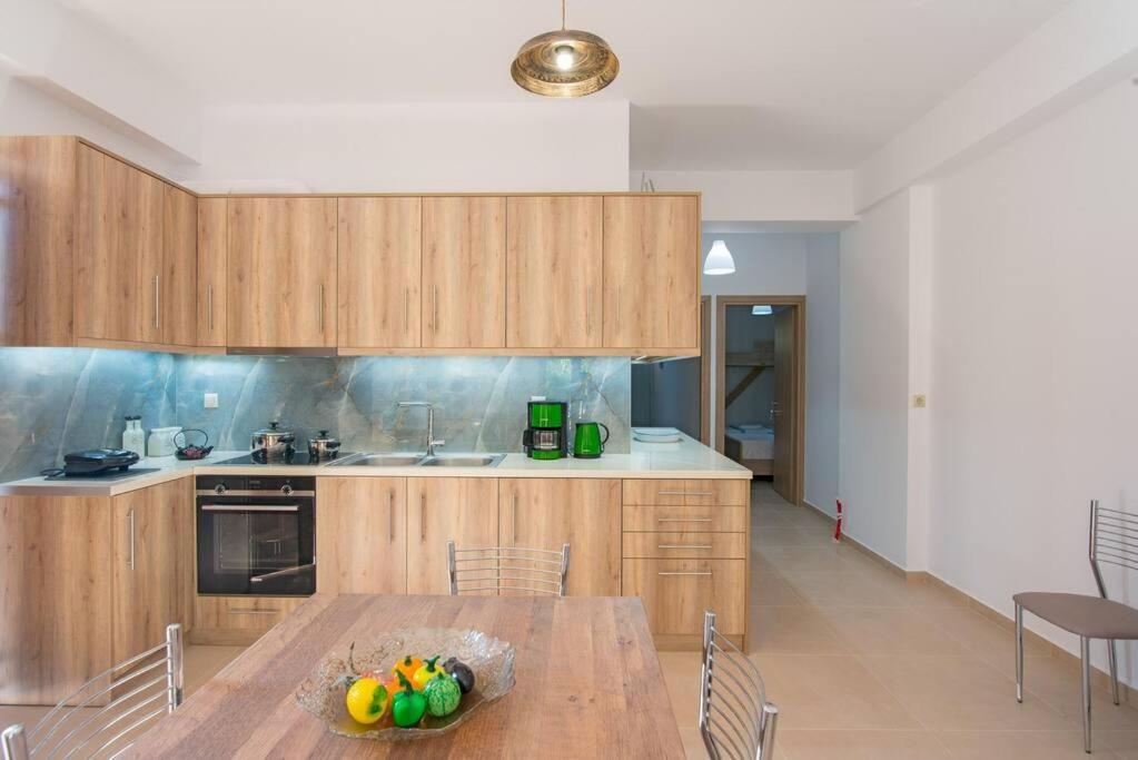 Appartement New Close To Medical Center With Garden Héraklion